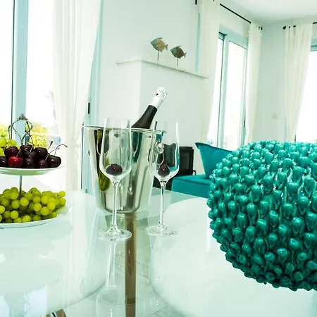 Holiday home Wavebreeze *